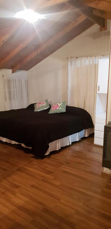 ウシュアイアCasa Departamento En El Bosqueアパートメント エクステリア 写真