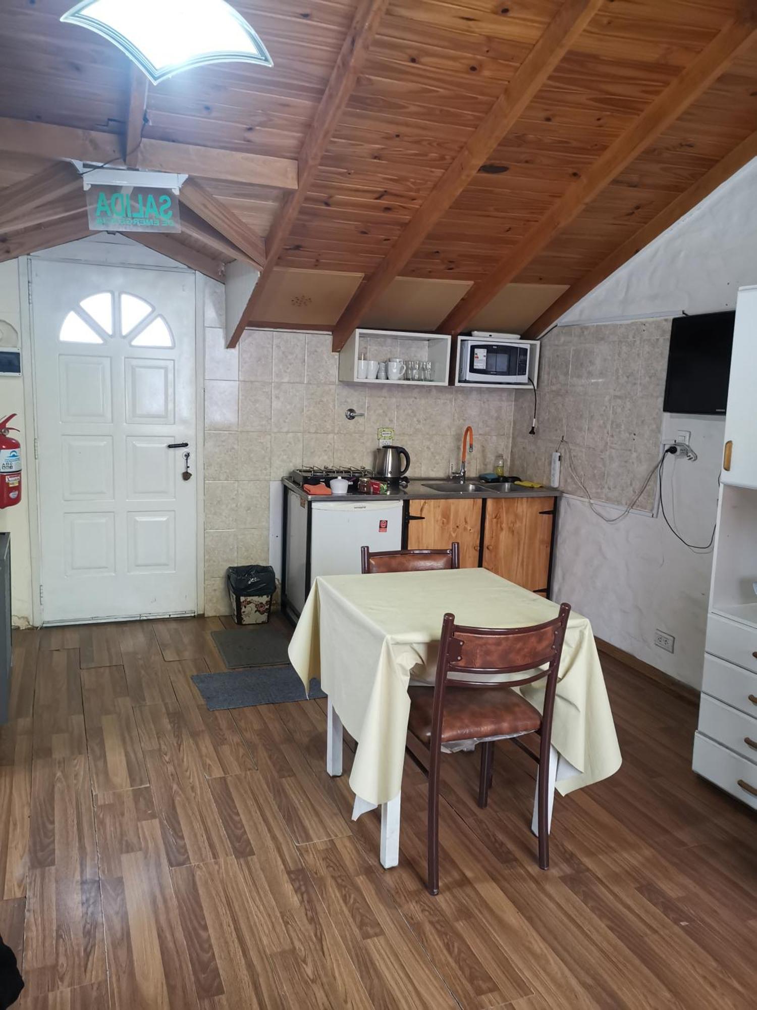 ウシュアイアCasa Departamento En El Bosqueアパートメント エクステリア 写真