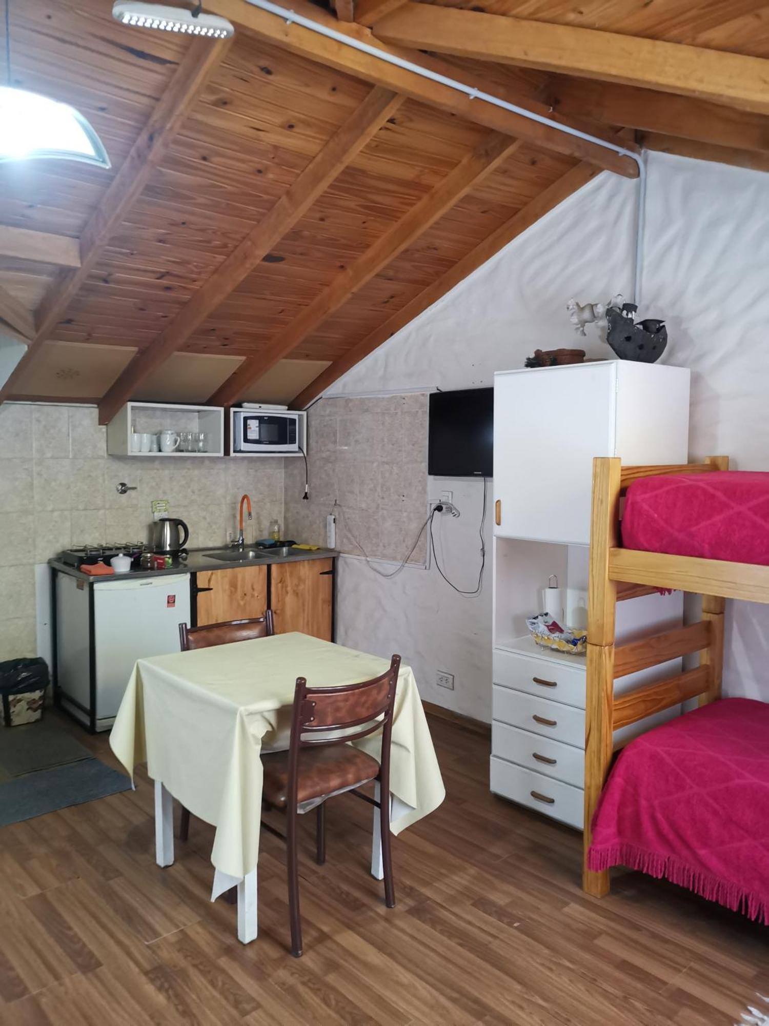 ウシュアイアCasa Departamento En El Bosqueアパートメント エクステリア 写真
