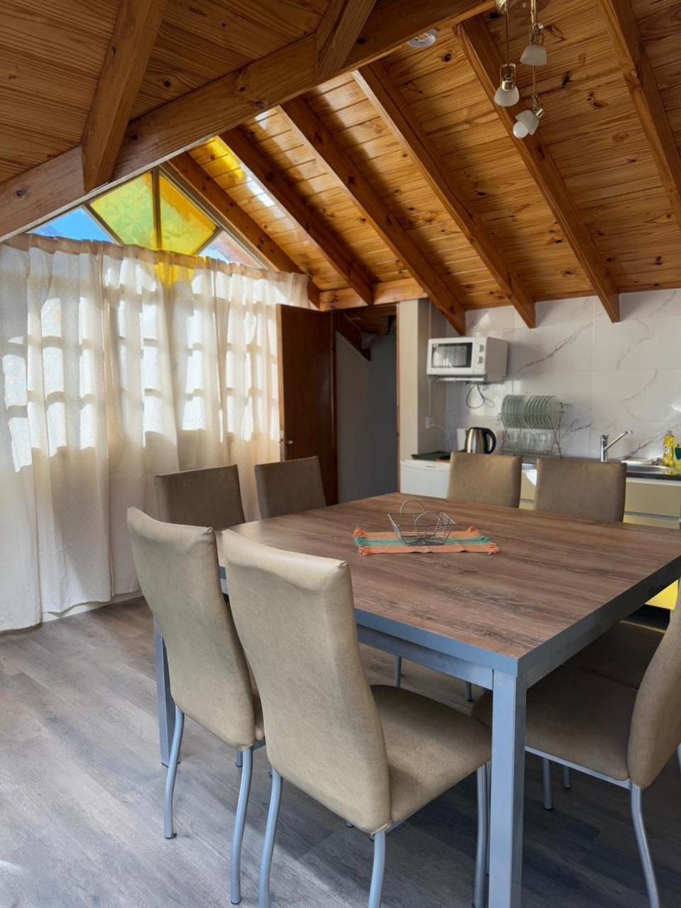 ウシュアイアCasa Departamento En El Bosqueアパートメント エクステリア 写真