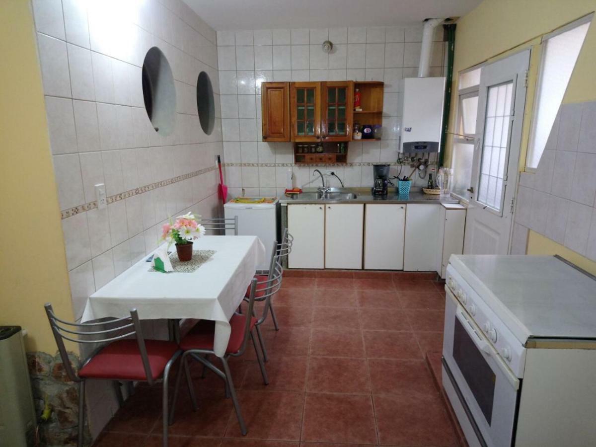 ウシュアイアCasa Departamento En El Bosqueアパートメント エクステリア 写真